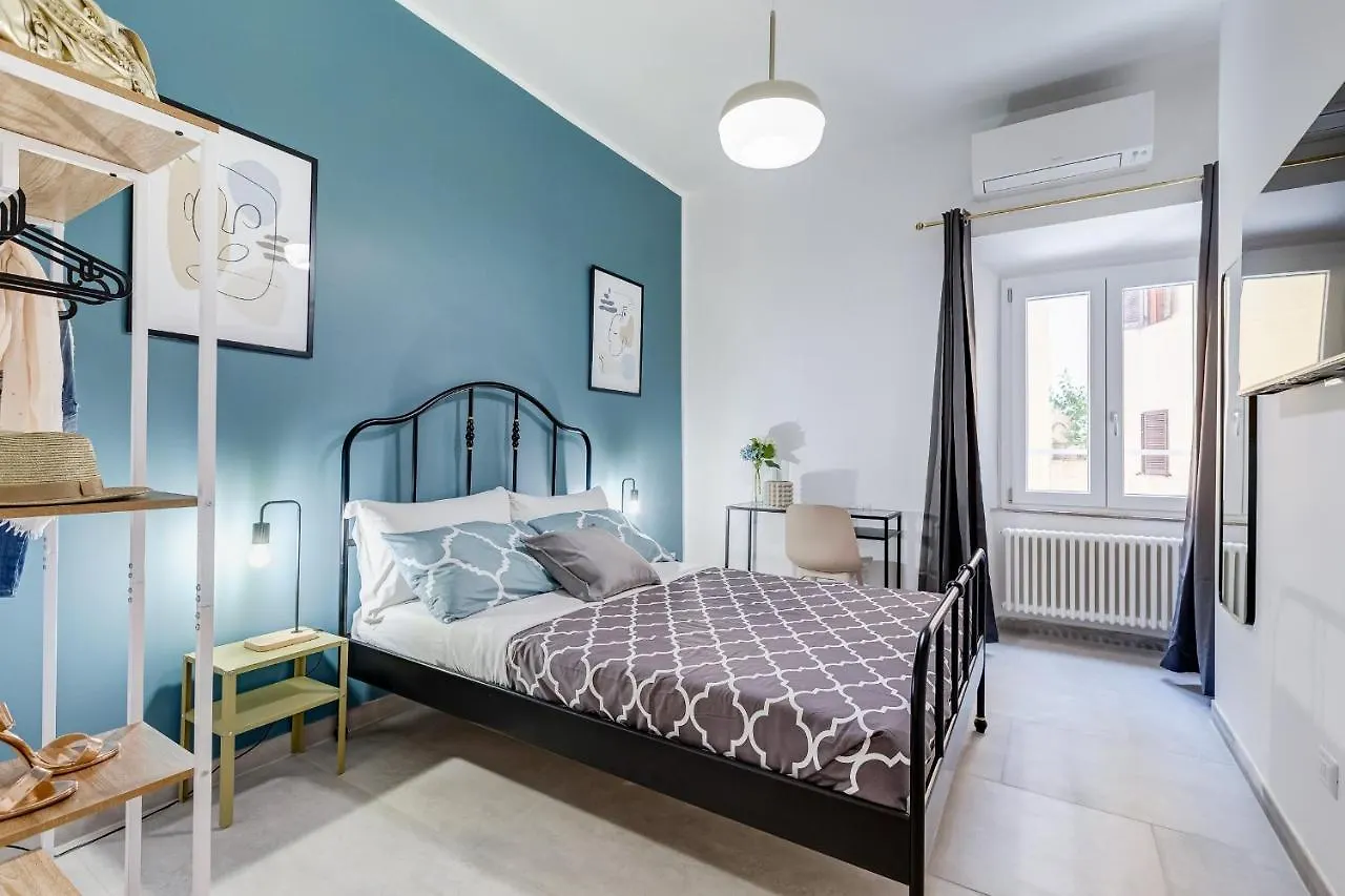 Bdc - Empire, Noble 3-Bdr Apt Rome Italy