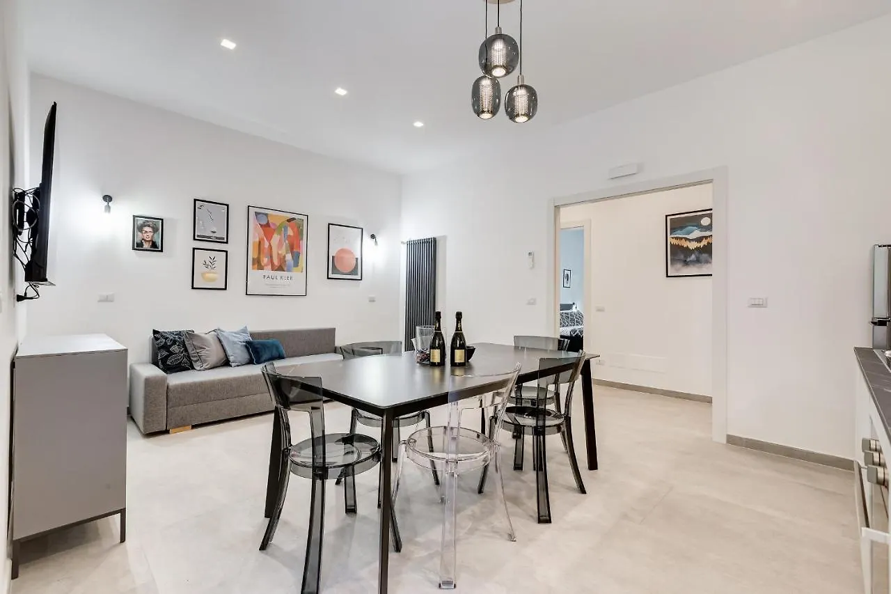 Apartment Bdc - Empire, Noble 3-Bdr Apt Rome Italy