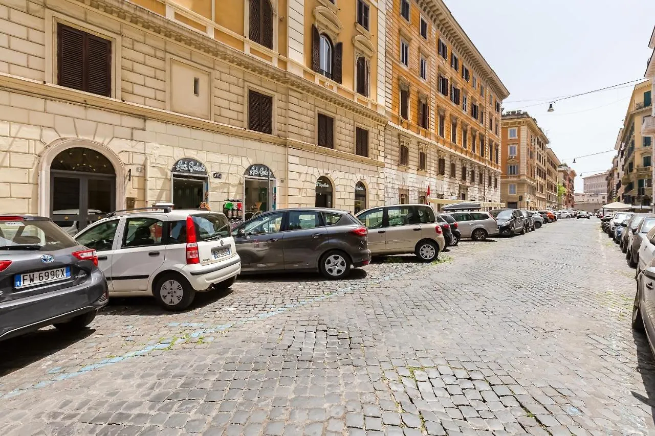Bdc - Empire, Noble 3-Bdr Apt Rome Apartment