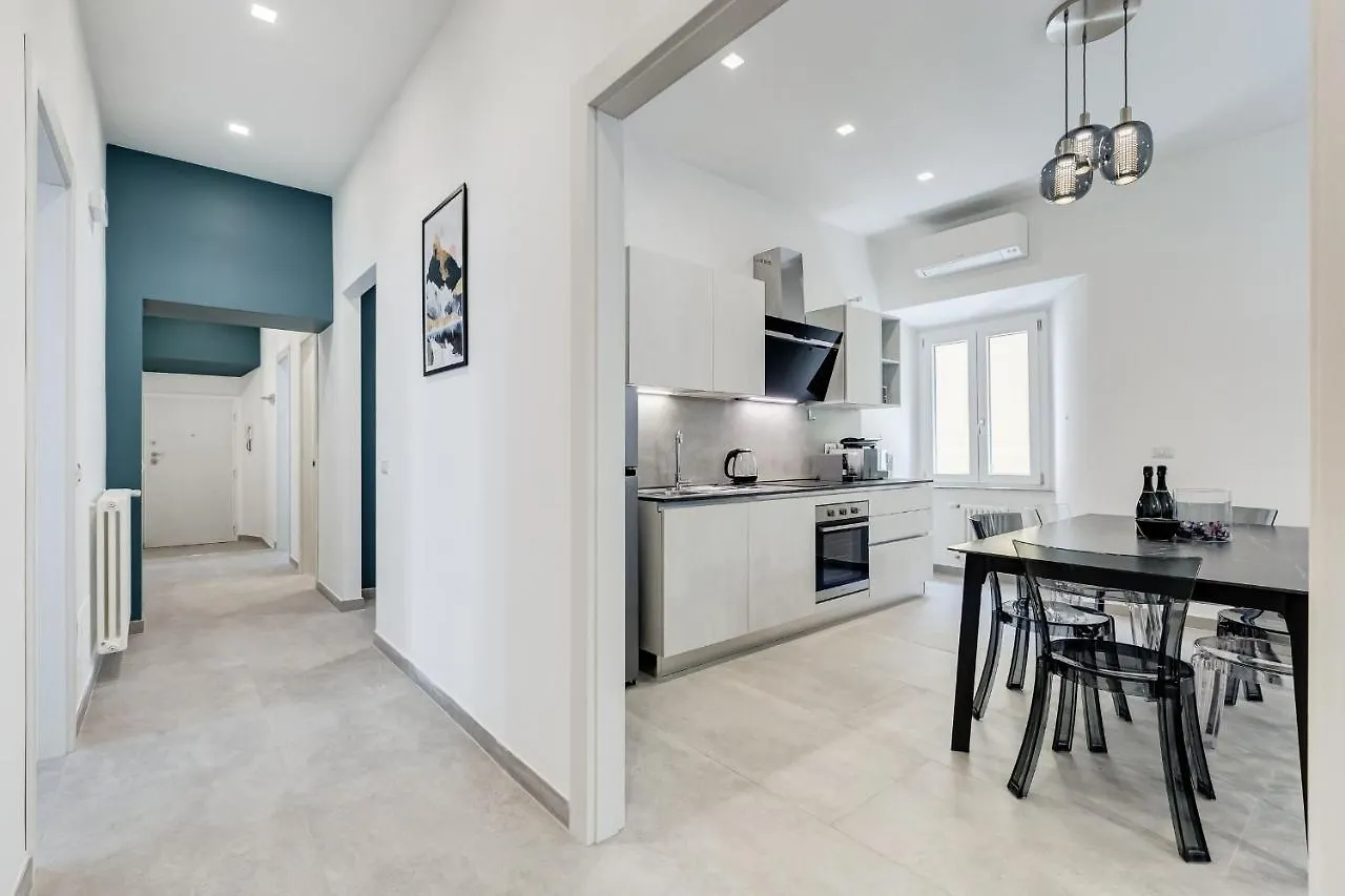 Bdc - Empire, Noble 3-Bdr Apt Rome Apartment