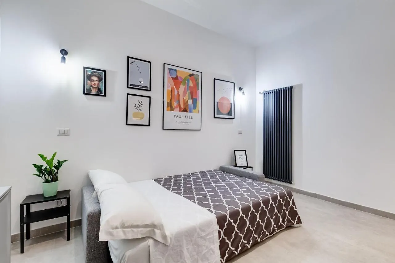 Apartment Bdc - Empire, Noble 3-Bdr Apt Rome Italy