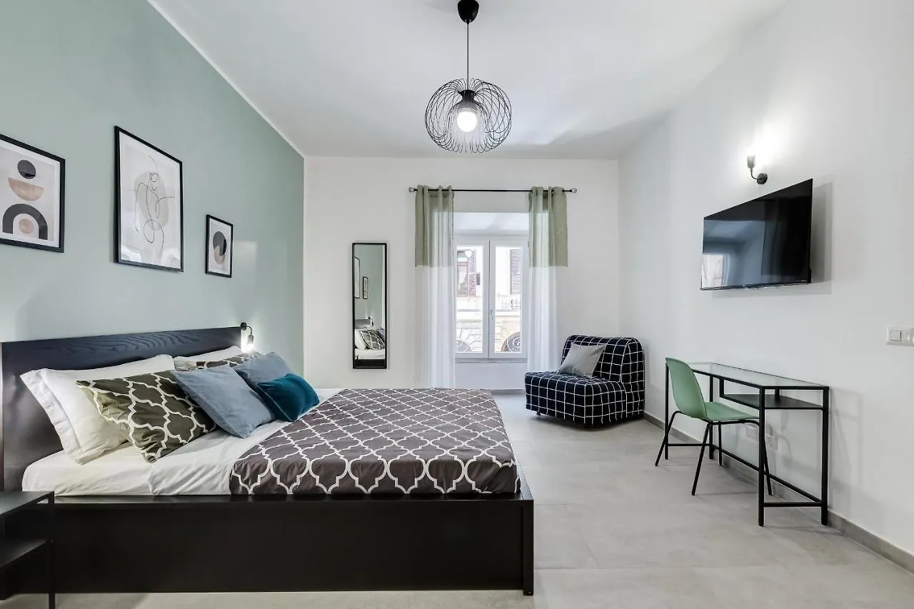 Bdc - Empire, Noble 3-Bdr Apt Rome
