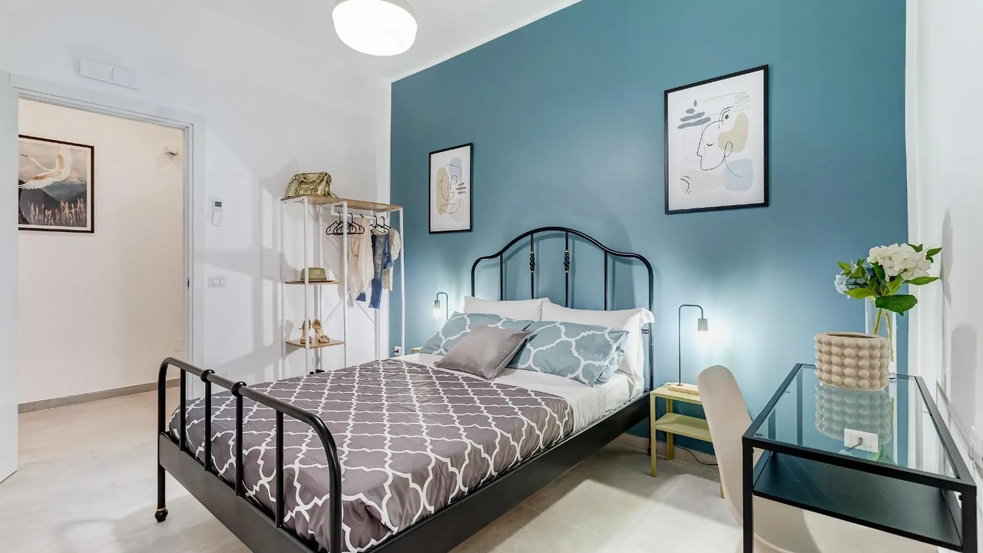Apartment Bdc - Empire, Noble 3-Bdr Apt Rome